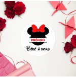 Autocollant Bébé à bord personnalisé Mickey & Minnie – Prénom (14x14 cm)